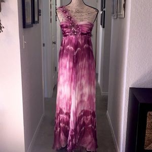 Gorgeous Jovan dress 💯 % silk | 4 Junior